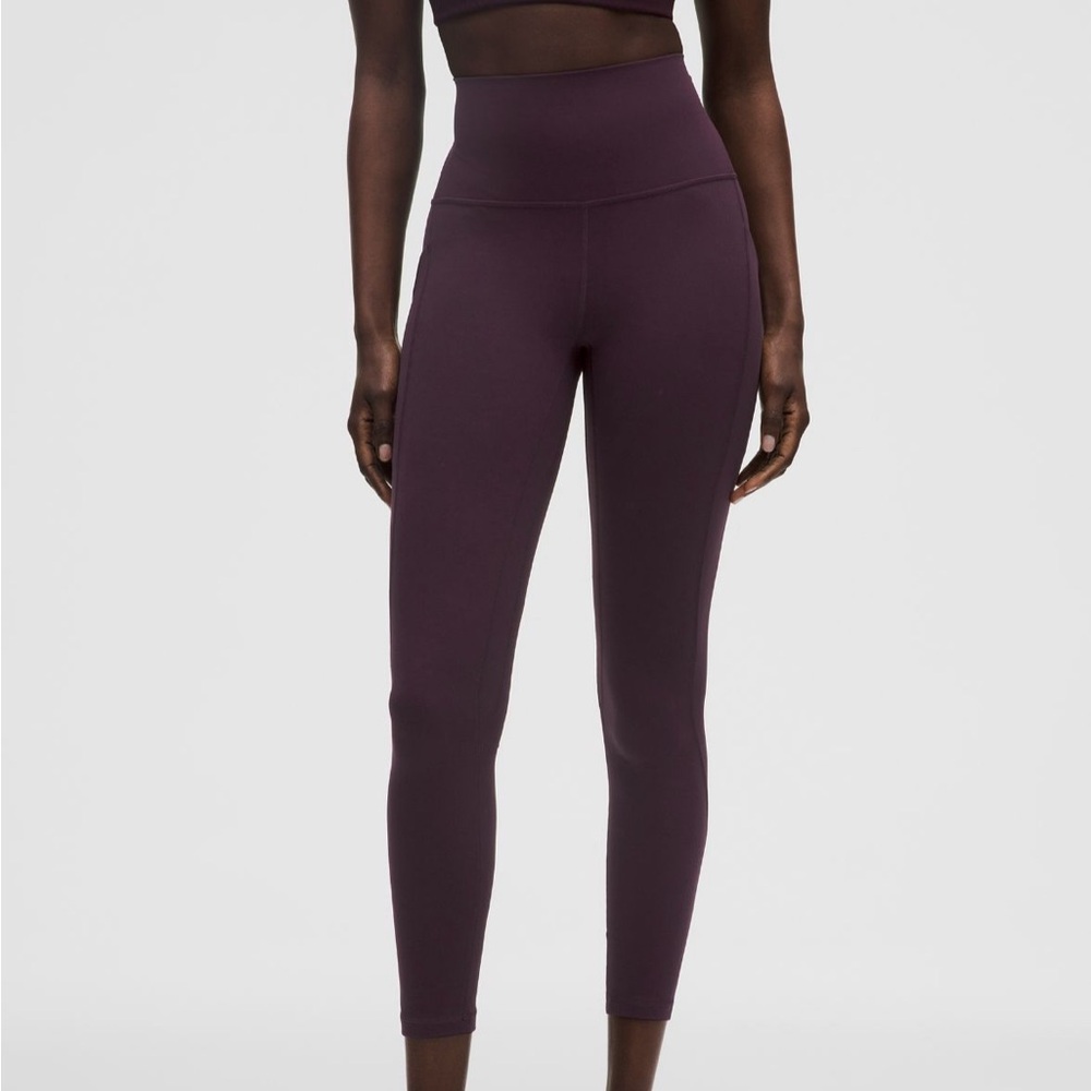 lululemon Align HR
Pant 25" *Pockets